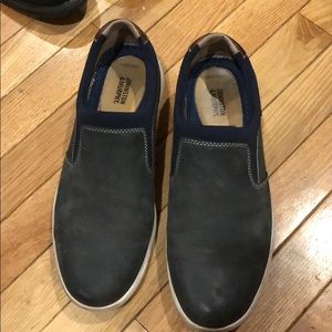 Men’s slip on sneaker